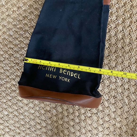 Henri Bendel New York Drawstring Bucket Backpack - Picture 11 of 13